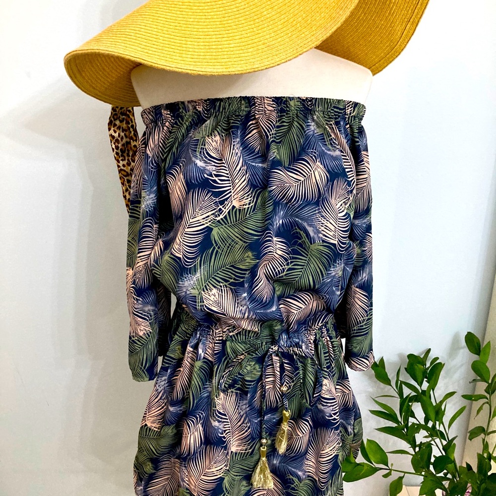 Shoulder-less dress tops